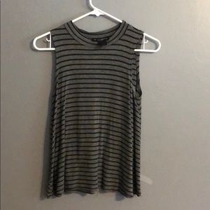 Adorable flowy mock neck tank